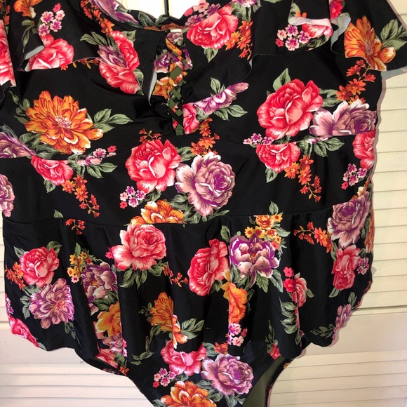Terra & Sky one piece swimsuit. Black With floral design in pink. - Picture 4 of 7
